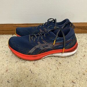 Women's Size 9 Asics Gel Kayano 29 Running Shoes
